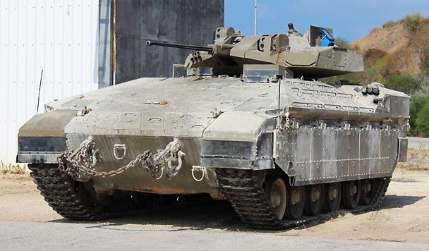 Бронетранспортер Namer