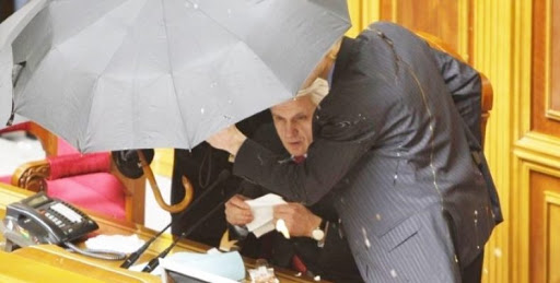 Одразу декілька народних депутатів будуть допитані у справі Харківських угод