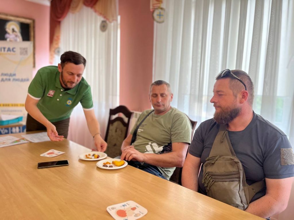 У Карітасі Франківська ветерани вчаться долати стрес та адаптуватися до мирного життя