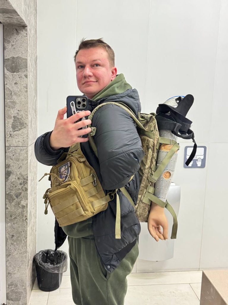 Ветеран Олексій Дернов пробіг дистанцію в 10 кілометрів через рік після ампутації