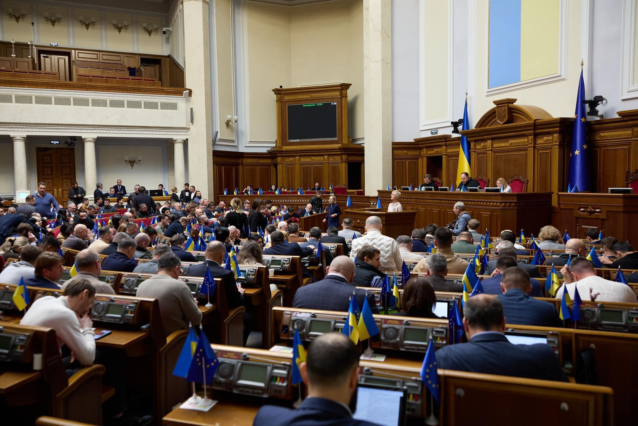 Парламент ухвалив перерозподіл держбюджету та збільшив видатки на підтримку ветеранів