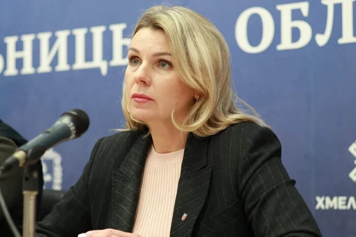 Посадовиця Хмельницької ОВА, яку звинуватили в приниженні ветеранів, публічно вибачилася