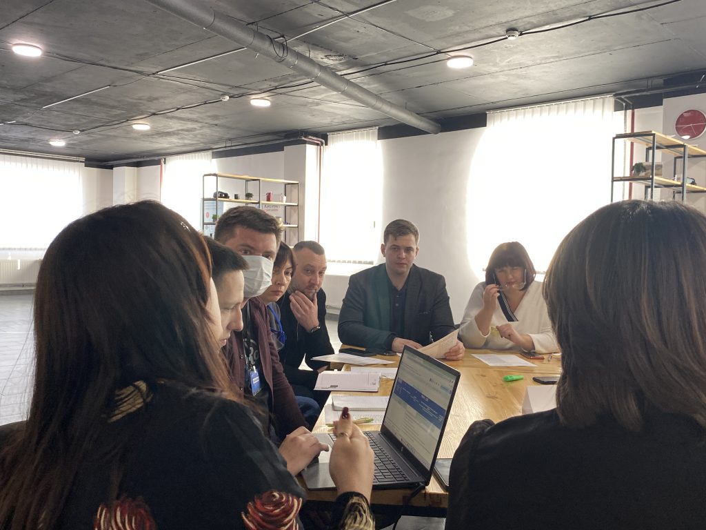 У Хмельницькому розробляють програму підтримки ветеранів та їхніх родин