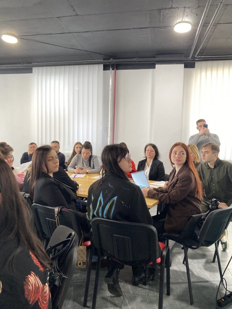 У Хмельницькому розробляють програму підтримки ветеранів та їхніх родин