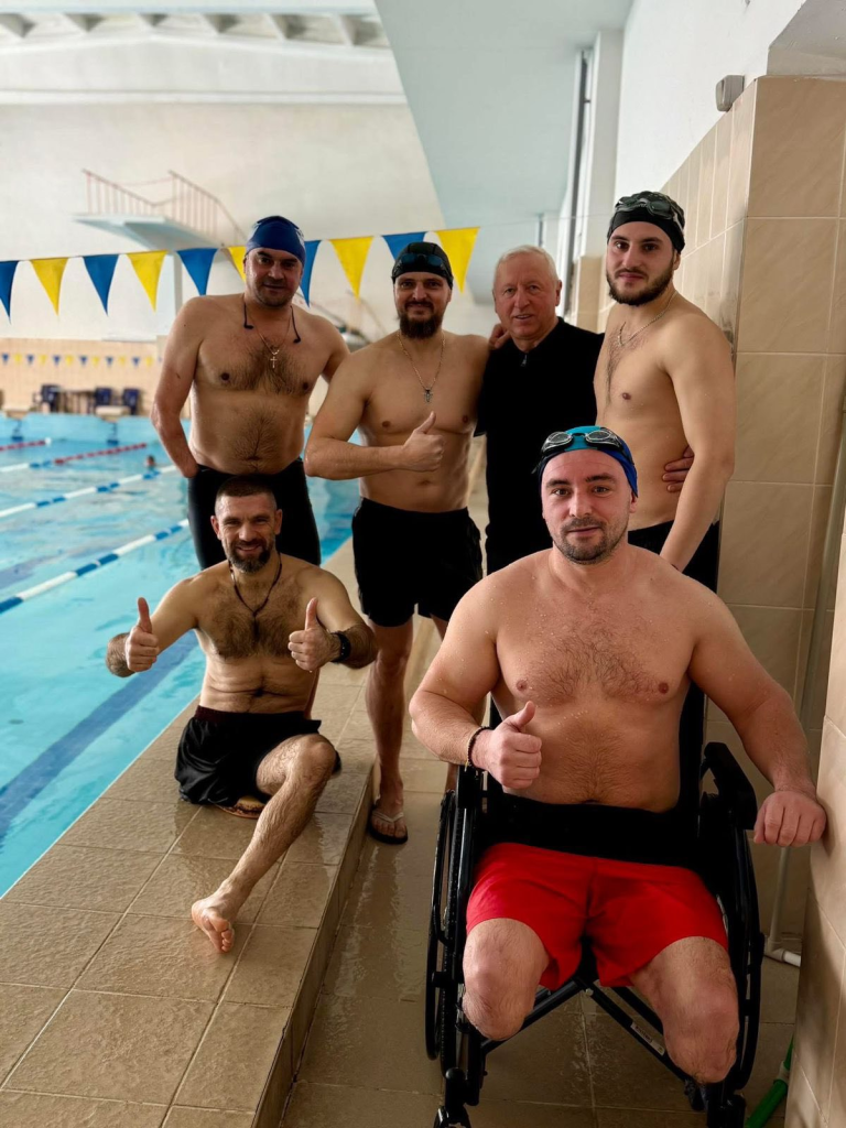 На Франківщині формують обласну команду з параплавання для ветеранів з ампутаціями